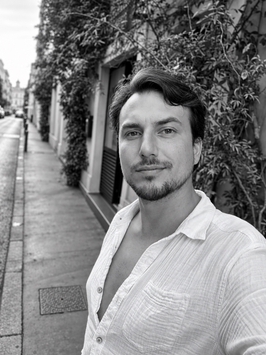 Portrait en noir et blanc d’Alexandre Ambiehl.
